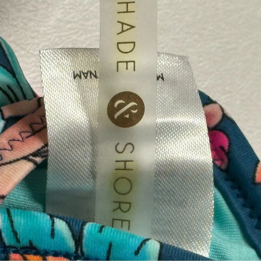 Shade Shore size‎ 38B one piece swimsuit.cut out middle tie, neck lace up back